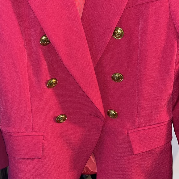 Blazer - Picture 3 of 3